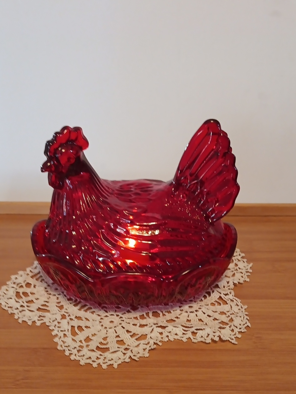 Red Glass Hen On Nest Dish - Decorative Home Art Gorgeous Piece